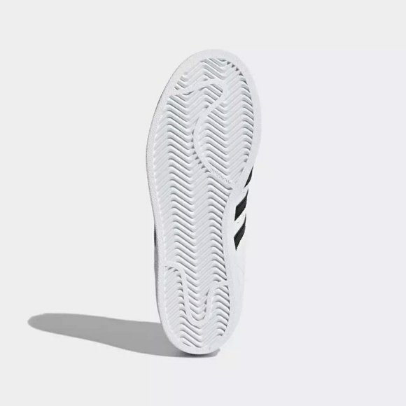 KIDS UNISEX ORIGINALS SUPERSTAR C77154 NEW IN BOX - Picture 4 of 6